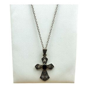 ESTATE UNISEX STERLING SILVER MARCASITE PENDANT AND NECKLACE